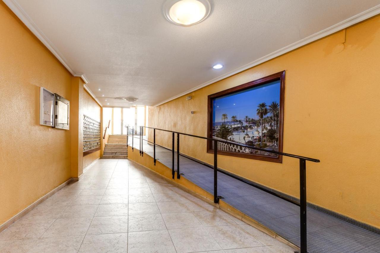 Estudio Joven Pura Torrevieja Ngoại thất bức ảnh