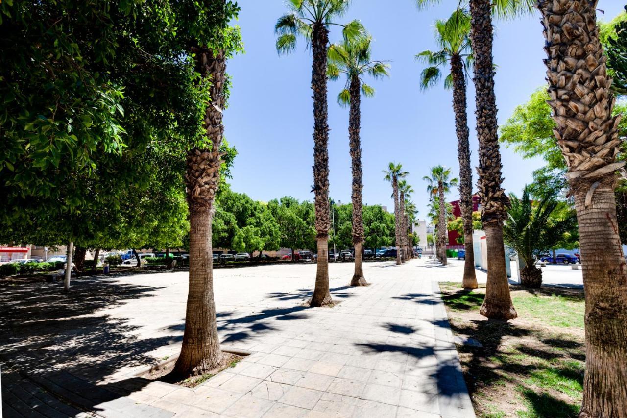 Estudio Joven Pura Torrevieja Ngoại thất bức ảnh