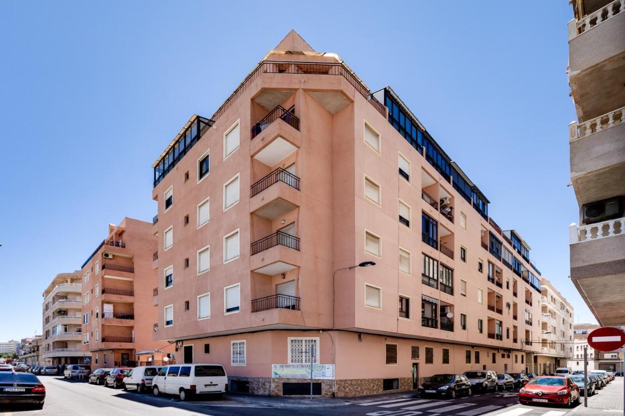 Estudio Joven Pura Torrevieja Ngoại thất bức ảnh