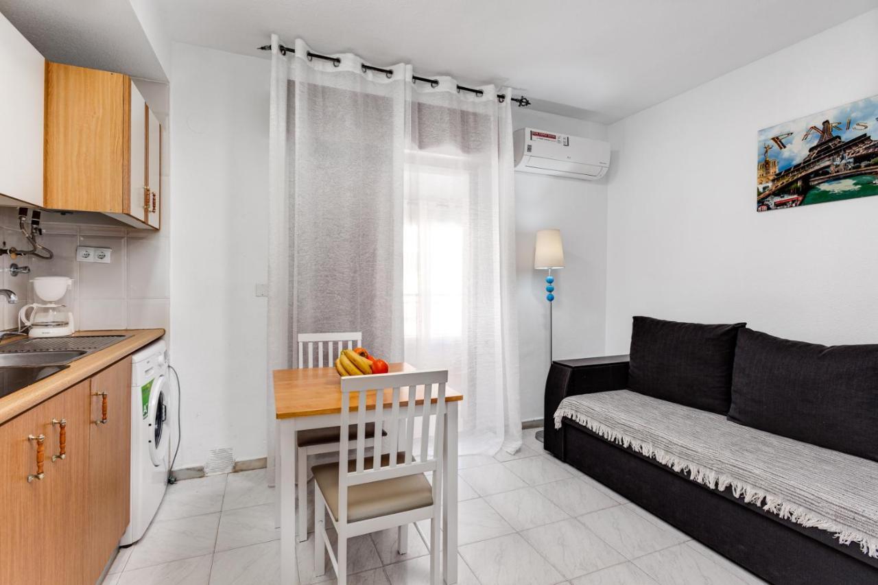 Estudio Joven Pura Torrevieja Ngoại thất bức ảnh