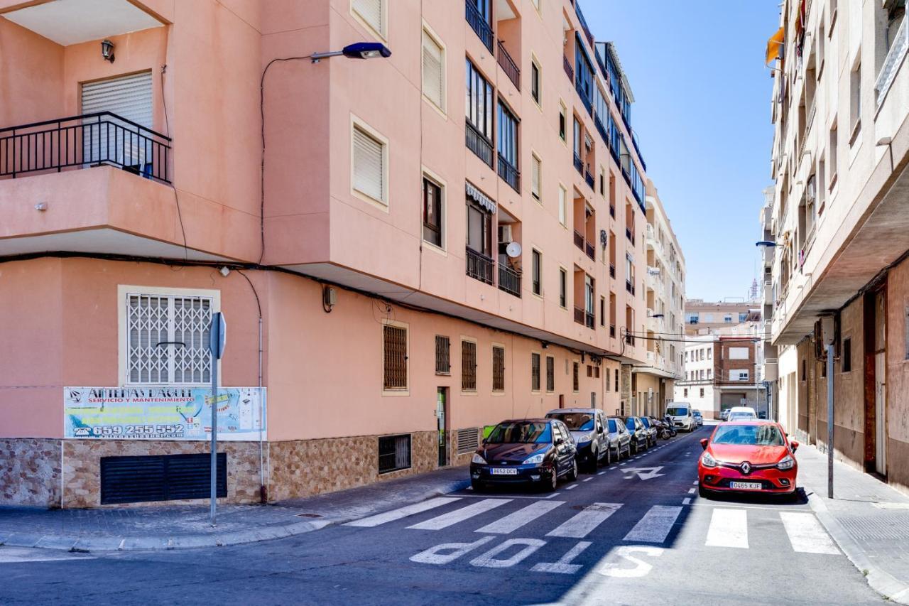 Estudio Joven Pura Torrevieja Ngoại thất bức ảnh
